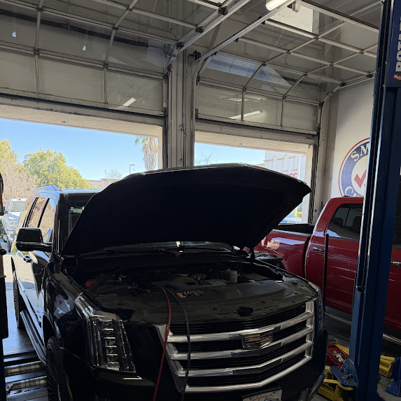 Cadillac Air Conditioning Service Image 2