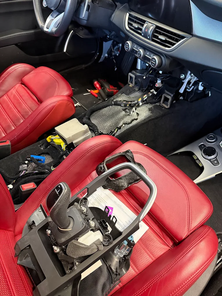 Alfa Romeo Heater Core Service Image 2